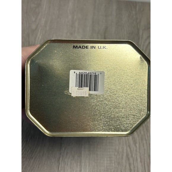 Set Of 3 Assorted Vintage Metal Christmas Tins Holidays Winter Victorian - Picture 12 of 14